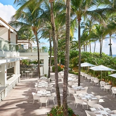 Fontainebleau Miami Beach Exterior photo The Deck at Island Gardens