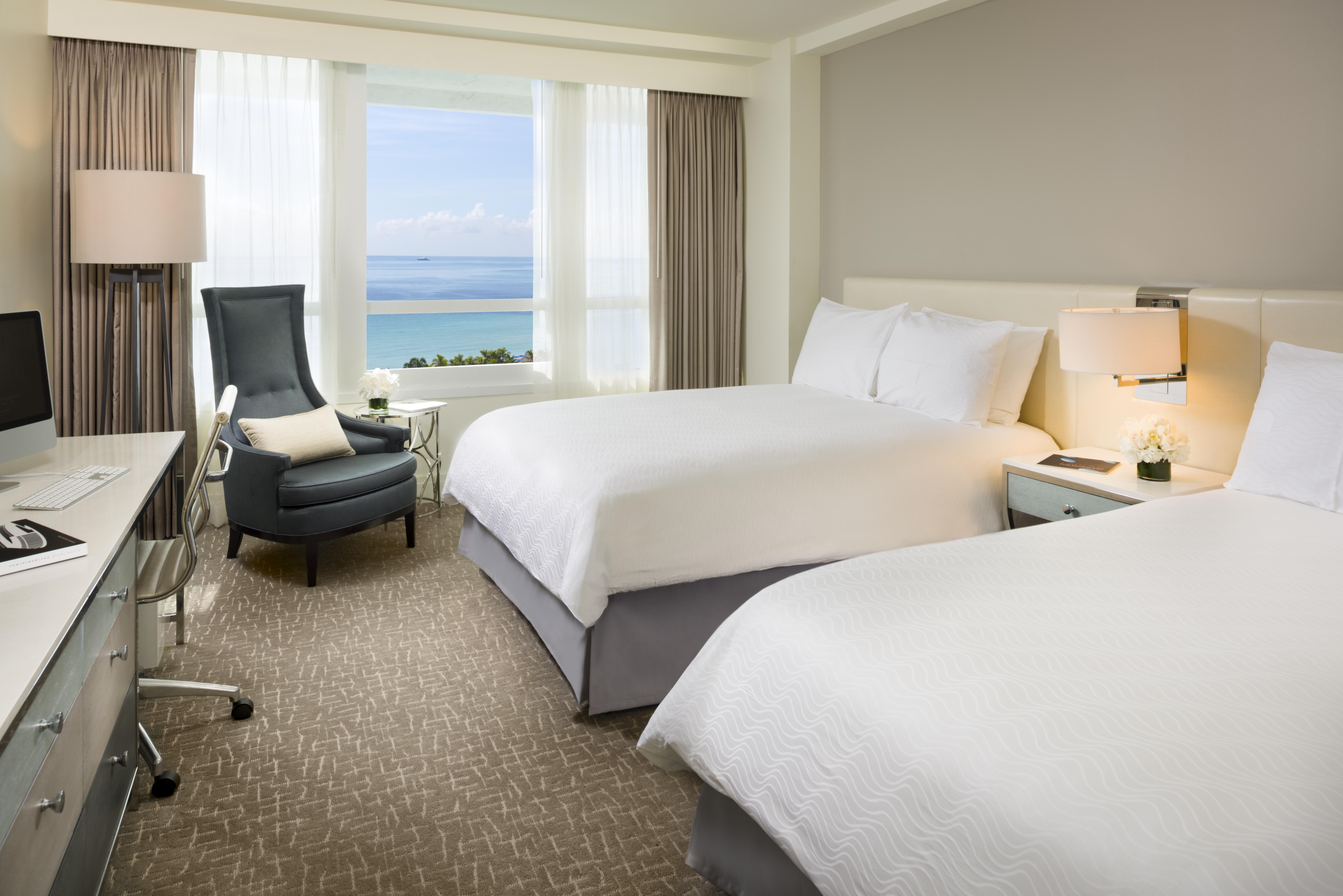 Fontainebleau Miami Beach Exterior photo A guest room at The Westin Maui Resort & Spa