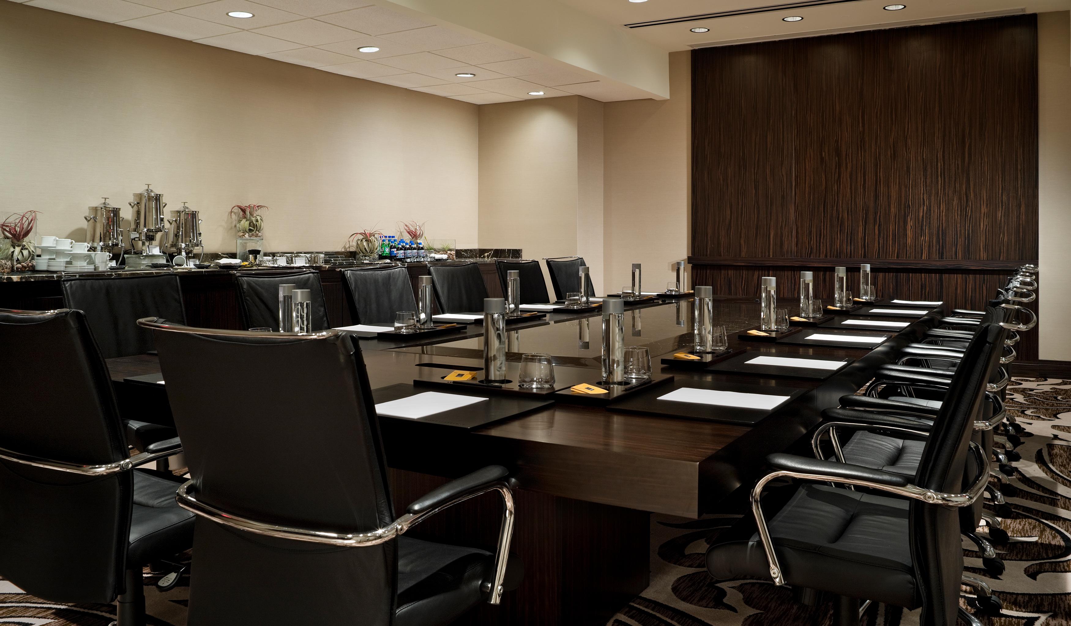 Fontainebleau Miami Beach Exterior photo Meeting room