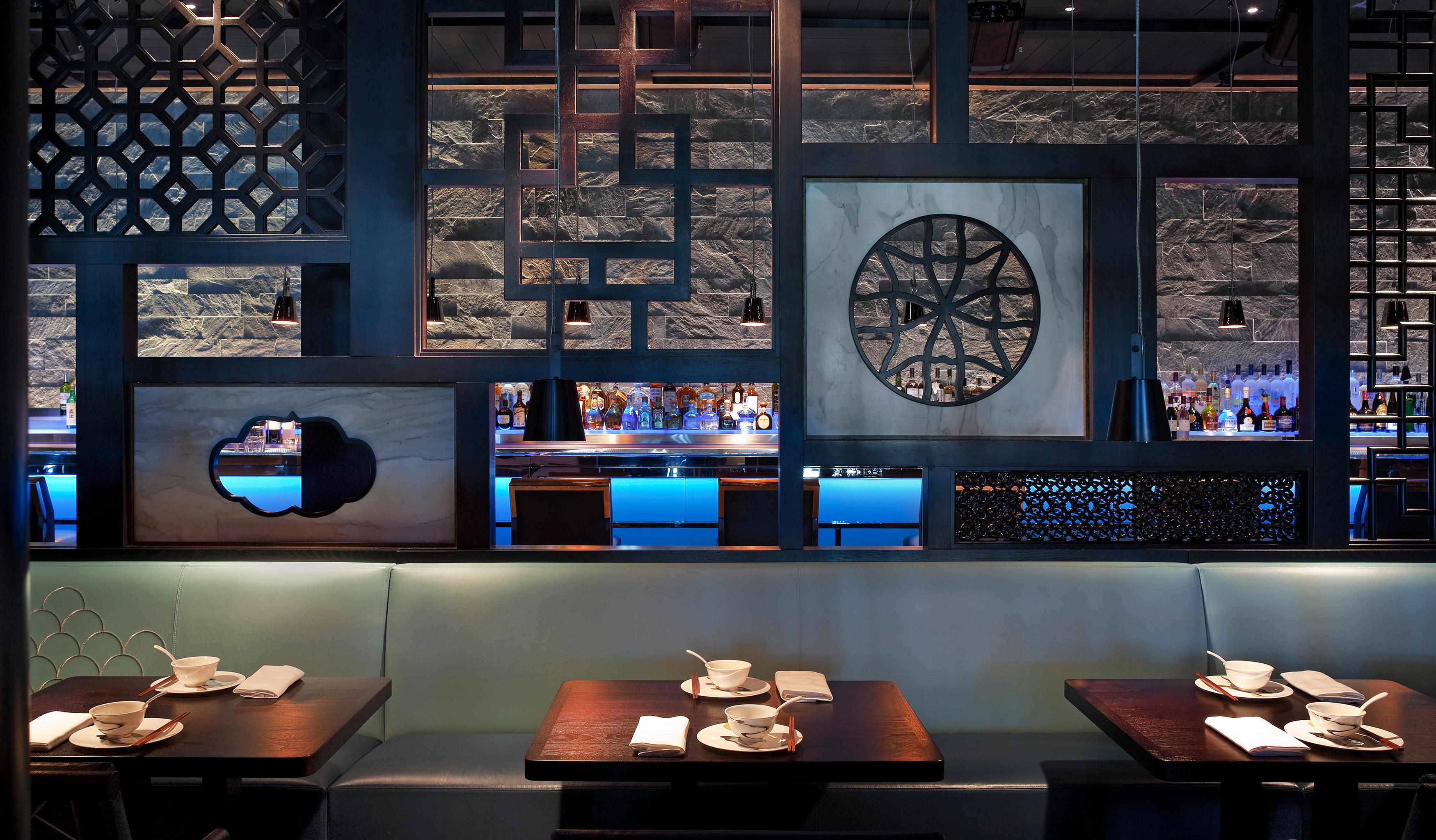 Fontainebleau Miami Beach Exterior photo Interior of a PF Chang's