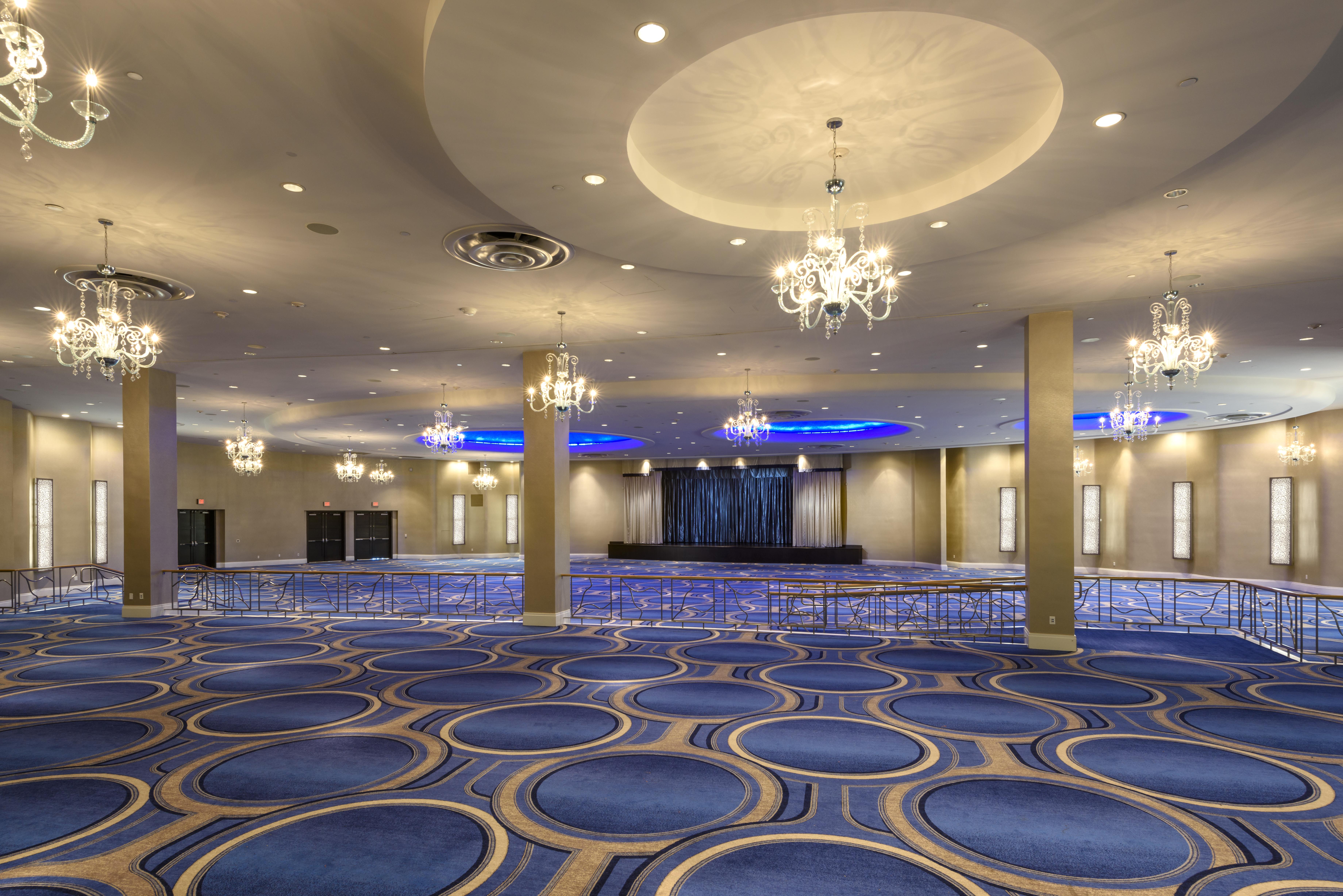 Fontainebleau Miami Beach Exterior photo The Grand Ballroom